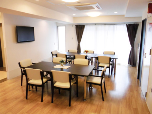 フィオレ・シニアレジデンス上牧