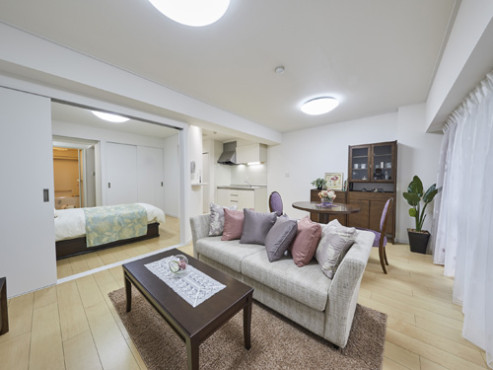 居室（モデルルーム）※家具備品が備え付けではありません。