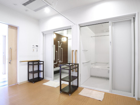 脱衣室（個浴）