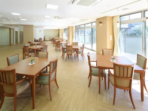 2F ダイニングルーム兼機能訓練室