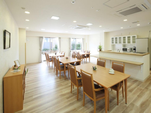 メディカルホームまどか草加