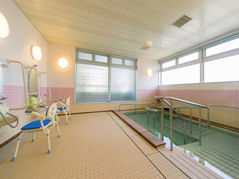 ツクイ・サンシャイン横浜野毛