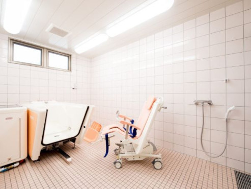 洛和ホームライフ四ノ宮