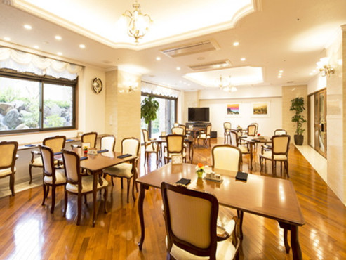 住宅型有料老人ホーム ロイヤルステージ大垣