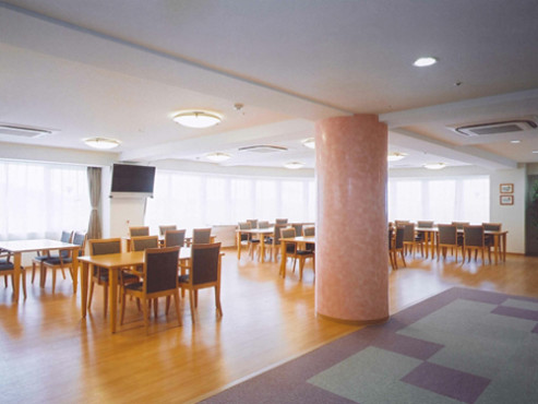 チャームスイート緑地公園