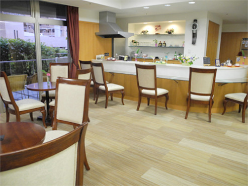 チャームスイート緑地公園