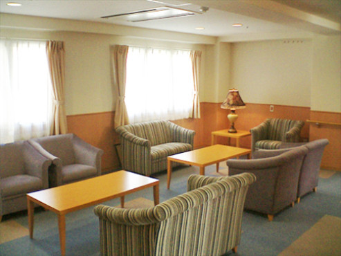 チャームスイート緑地公園