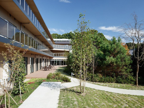 グランダ岡本里安邸