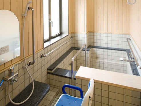 ハイリタイヤー金城