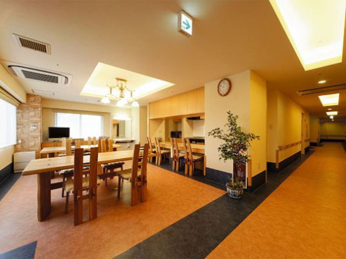 食堂・居酒屋コーナー（2F）