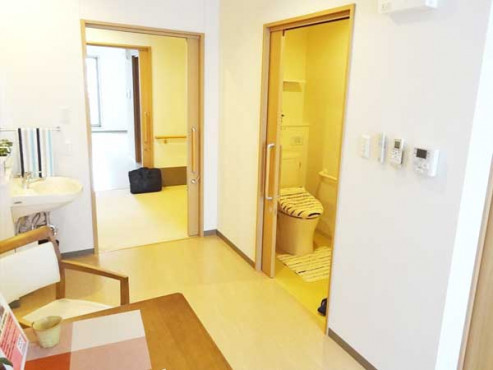 ミアヘルサオアシス朝霞