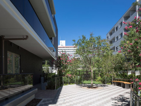 チャームスイート新宿戸山