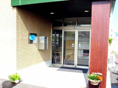 ラ・ナシカこうざい