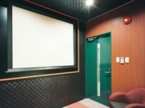 ラ・ナシカつるみ