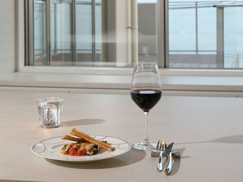 マゼラン葉山一色