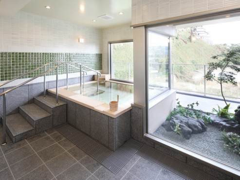 マゼラン葉山一色