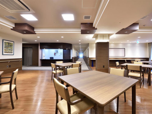 チャーム明石大久保駅前