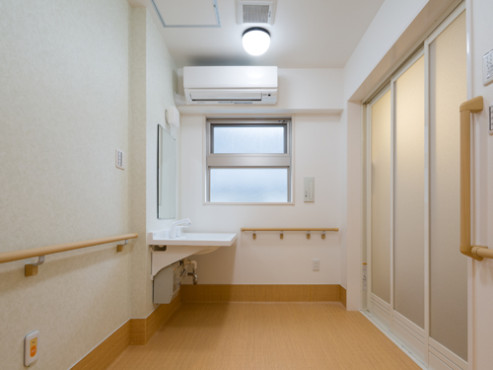 青山メディケア