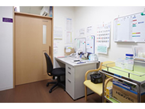 スーパー・コート三国