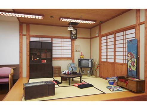 スーパー・コート茨木さくら通り