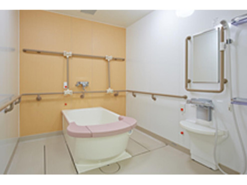 スーパー・コート高槻城内