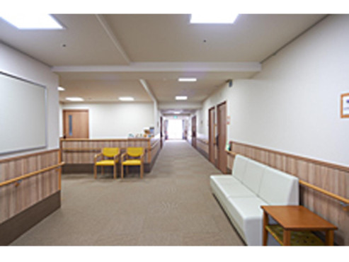 スーパー・コート京・西京極