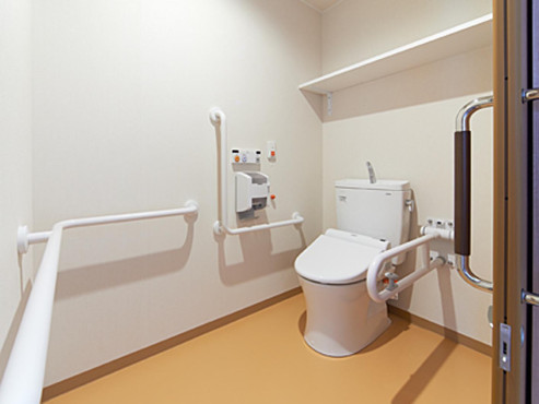 スーパー・コート京・西京極