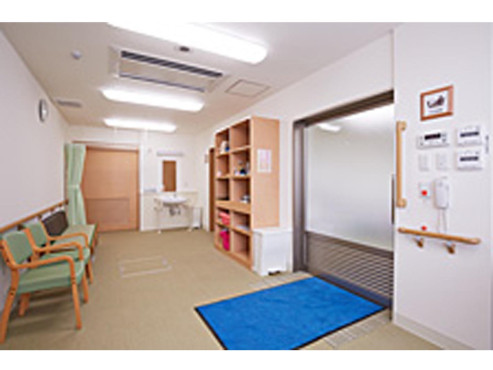 スーパー・コート京・六地蔵