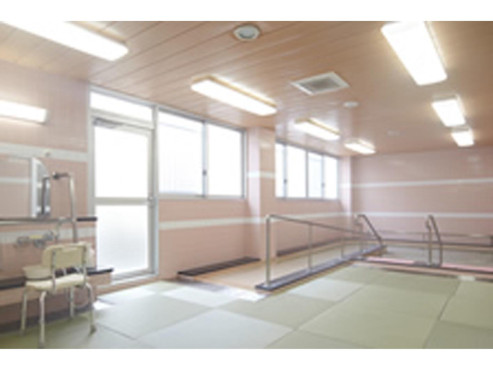 スーパー・コート川西