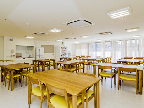 食堂（2）