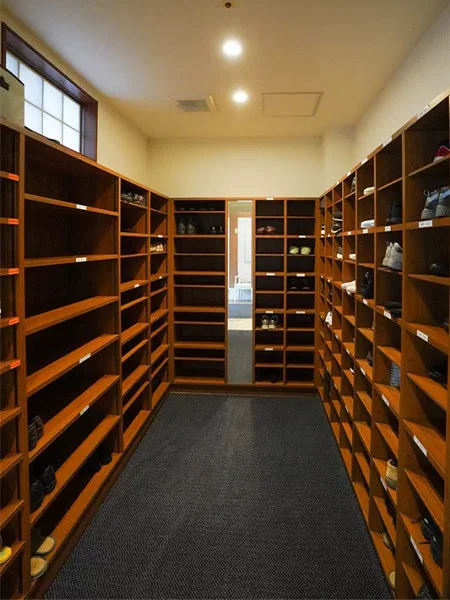 シューズボックス