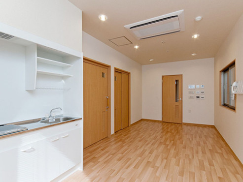 ゴールドエイジ 西尾