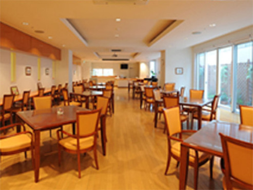 ダイニングレストラン＆カフェコーナー