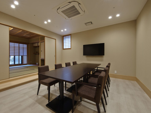 プレミアムライフ四条烏丸