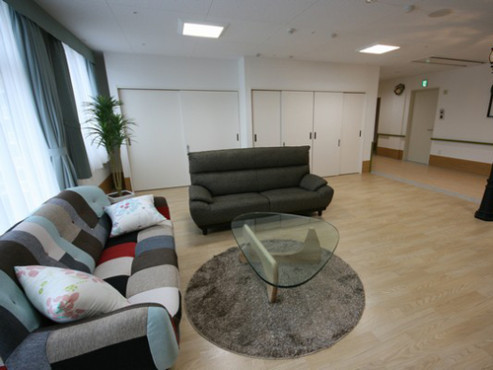 家族の家ひまわり小山