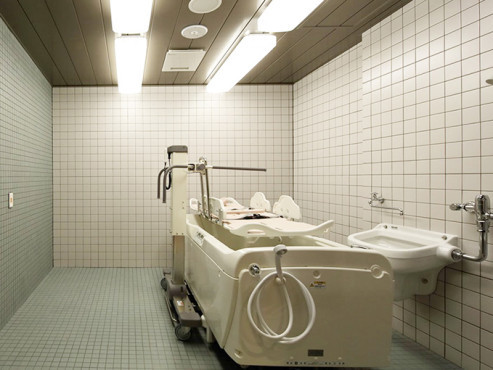 チャームスイート宝塚中山