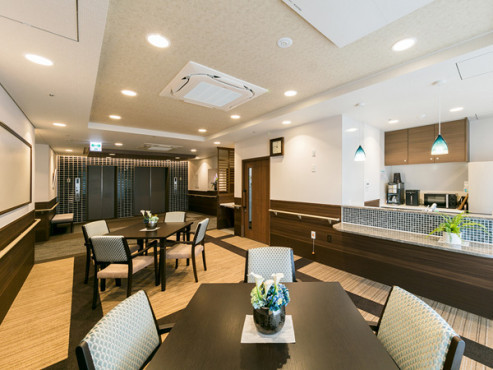 チャームスイート神戸北野