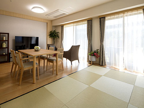 コンシェール舞浜西館