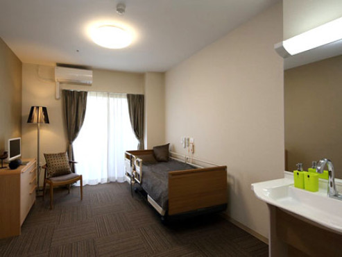 チャームスイート仁川