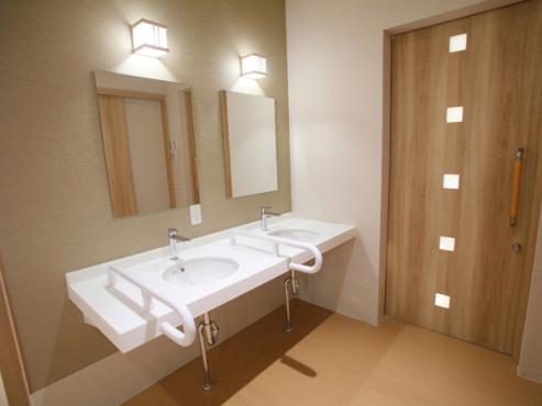 ライブラリななさと