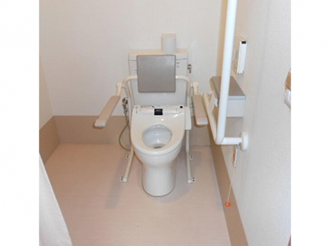 ロータスケア岡宮