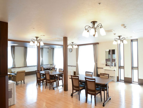 プレザンメゾン朝霞