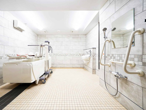 チャームスイート向日町