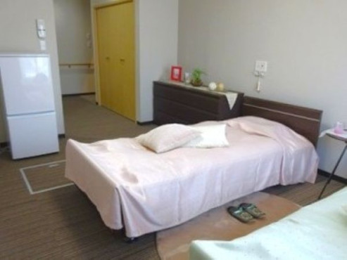 ミモザ藤沢山桃苑