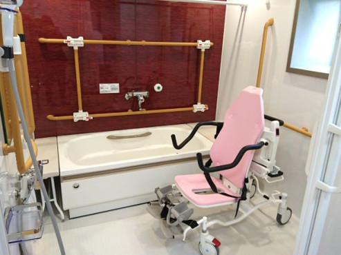 ミモザ足立六木