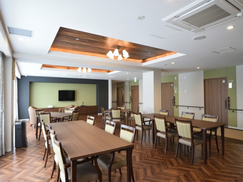 プレザングラン小金井