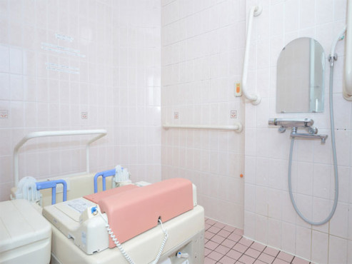 プレザンメゾンあじま