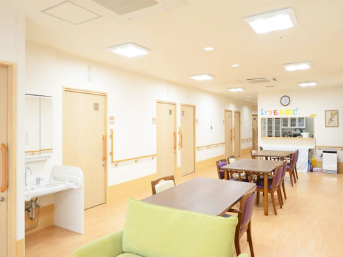 たのしい家西舞子