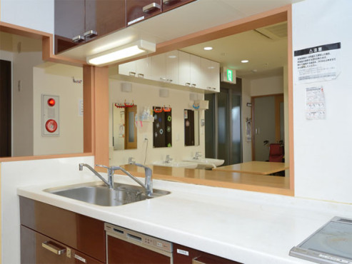 たのしい家西三荘