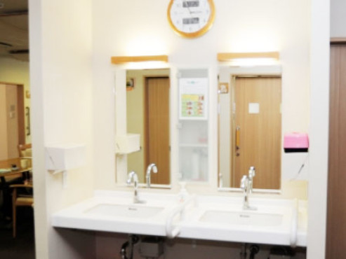 ミモザ横浜岸谷